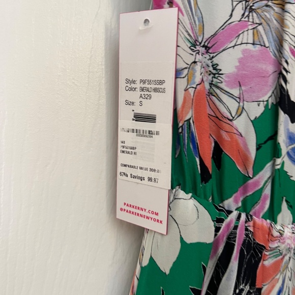 Parker Emerald Hibiscus Dress - Picture 10 of 10